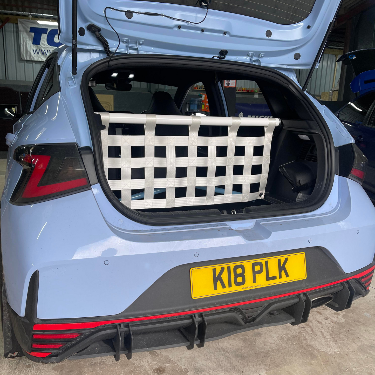 Hyundai i20N Strut bar and Cargo net