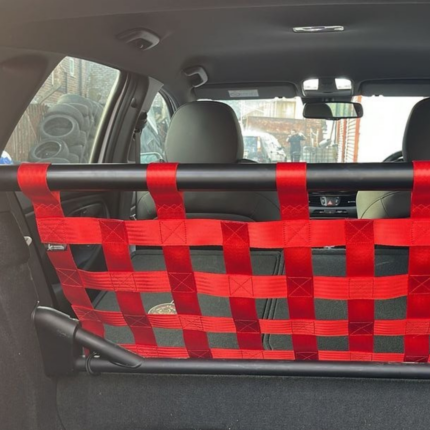 Hyundai i30N Strut bar and Cargo net