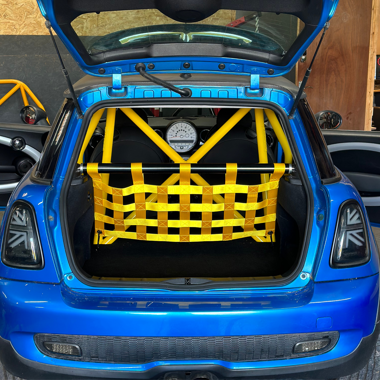 Mini Cooper S R56 Strut bar and Cargo net