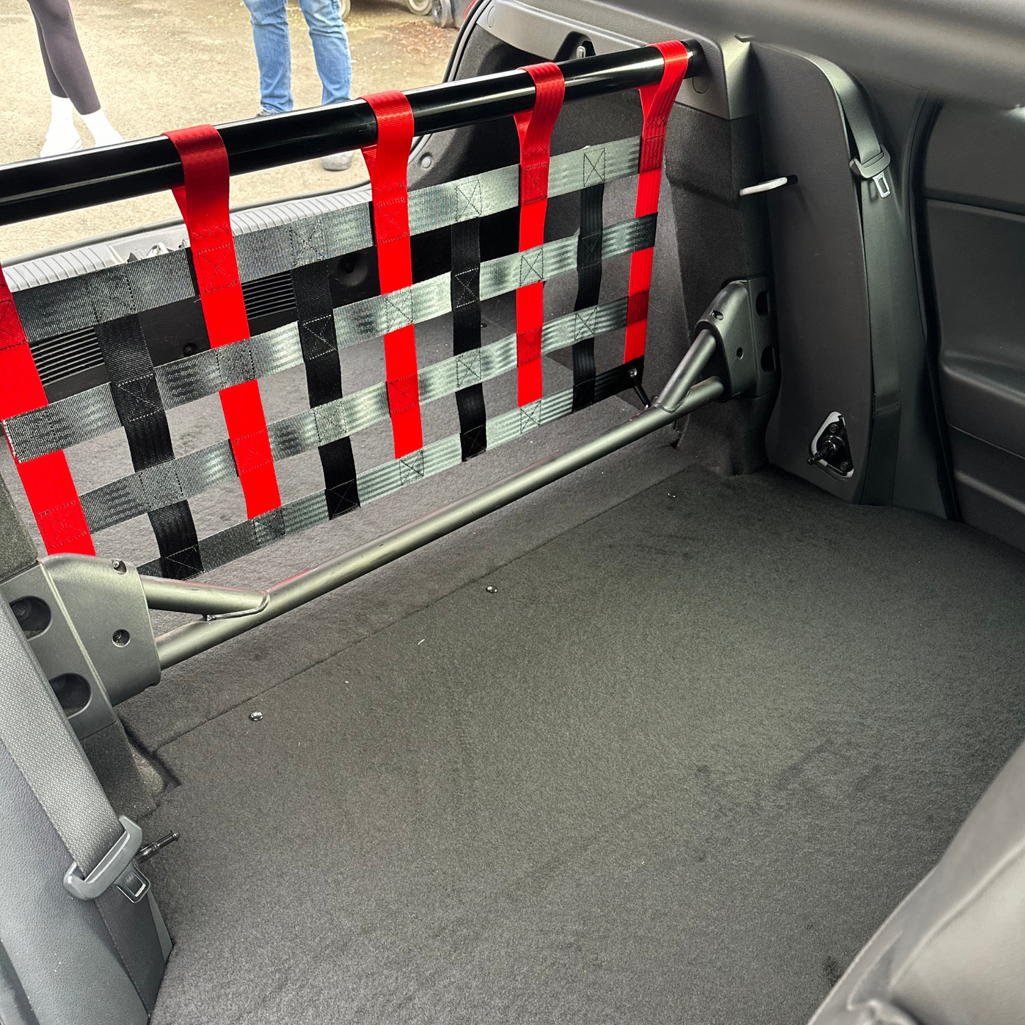 Hyundai i30N Strut bar and Cargo net