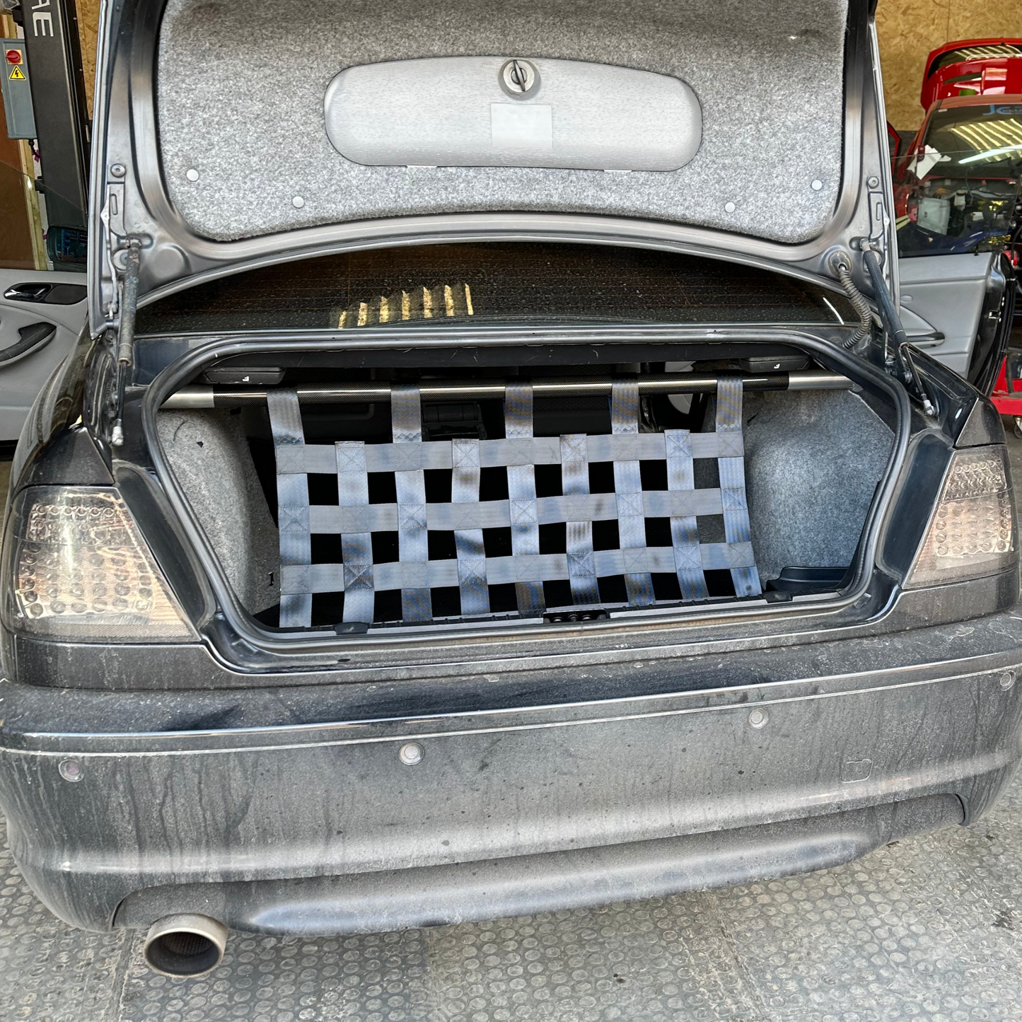 BMW 3 Series E46 Compact Strut bar and Cargo net