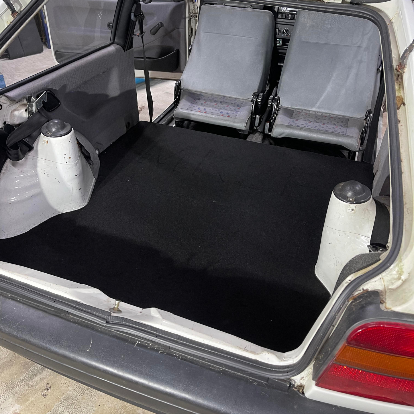 VW Polo MK2 F Rear seat delete