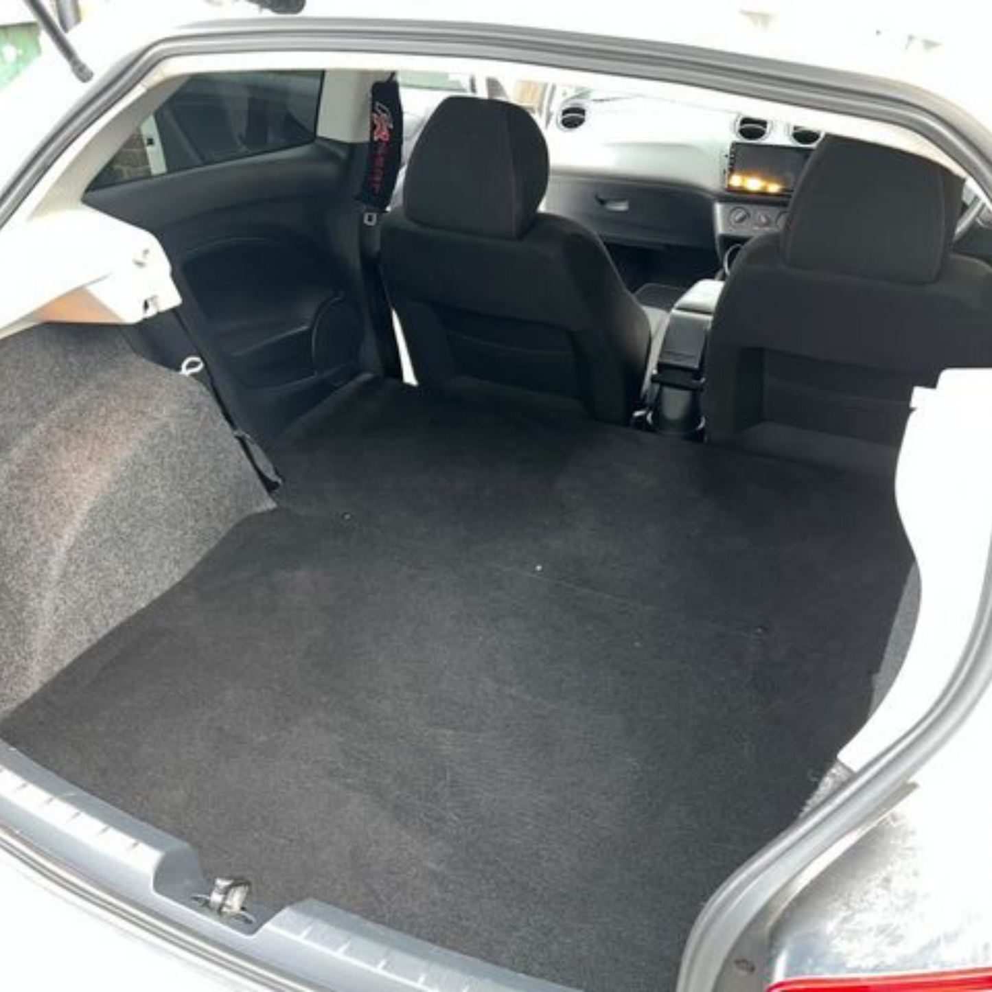 Seat Ibiza Mk4 Cupra 6J Rear seat delete